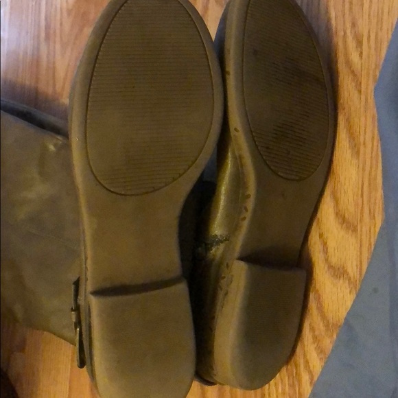 Boots - Picture 2 of 2